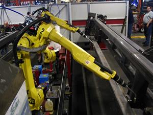 1200pxFANUC6axisweldingrobots.jpg