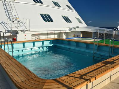 Studio Barcelona Shutterstock.jpg