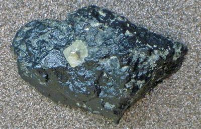 kimberlite with diamond.jpg