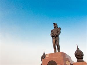 Cattleya2017 Shutterstock (1).jpg