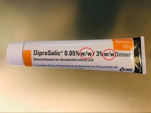 Diprosalic_ointment_tube1.jpg