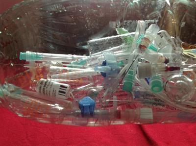 syringes-332713_1920.jpg