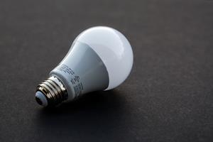 light-bulb-3591126_1280.jpg