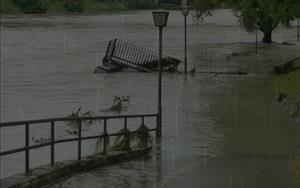 broken bridge1_Moment.jpg