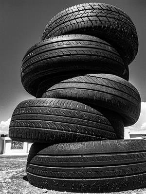 tires-5137078_1920.jpg