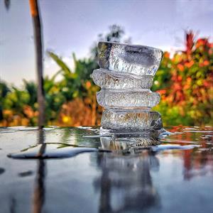 Melting-ice-cubes-29335-pixahive.jpg