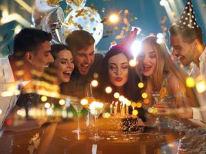 Shutterstock_1323618038_birthday party_dzimšanas dienas ballīte.jpg