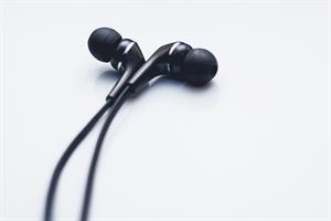 earphones-2602313_960_720.jpg